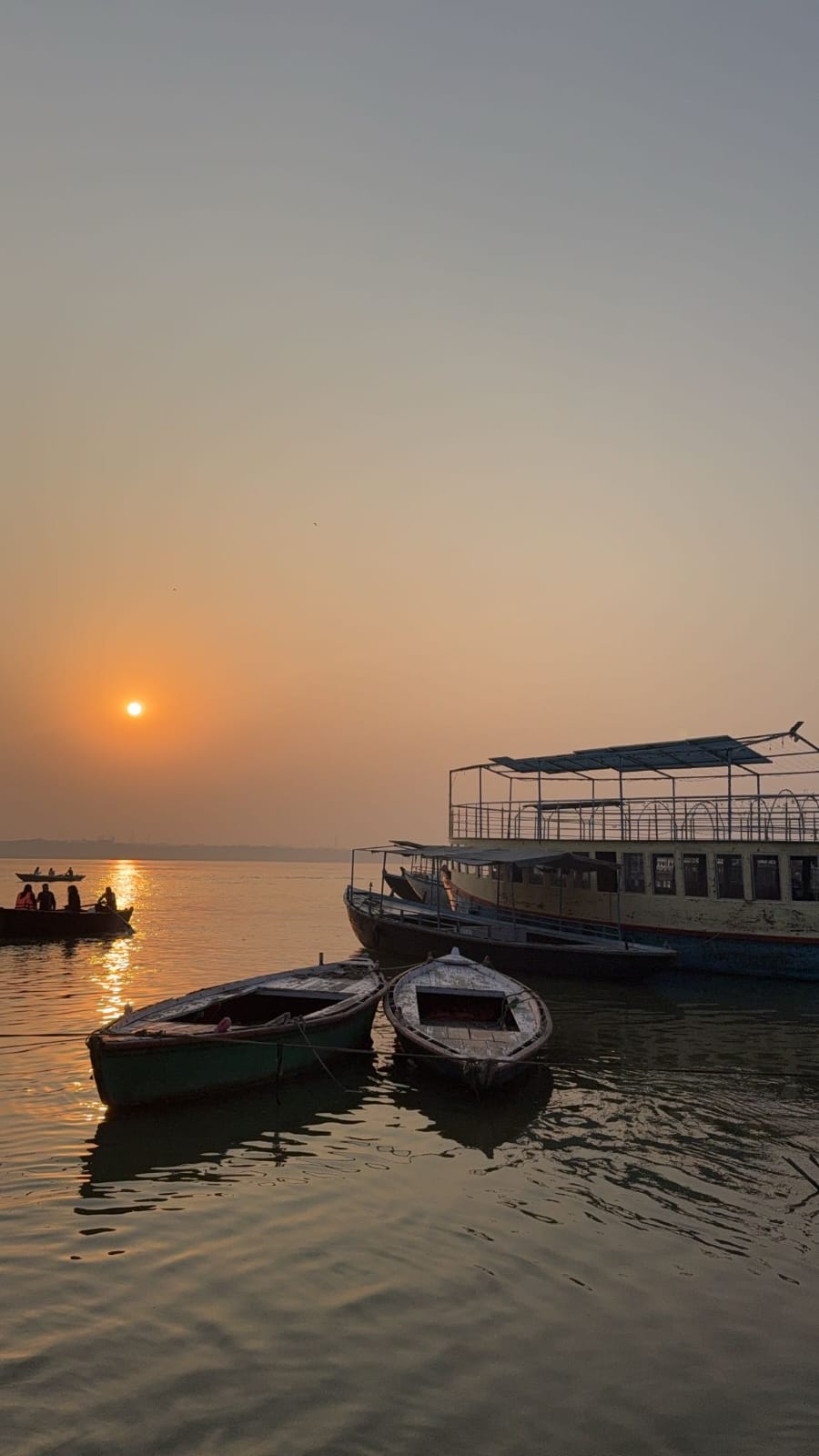Varanasi on Wheels: Your Trusted Partner for Dev Deepawali Boat Booking